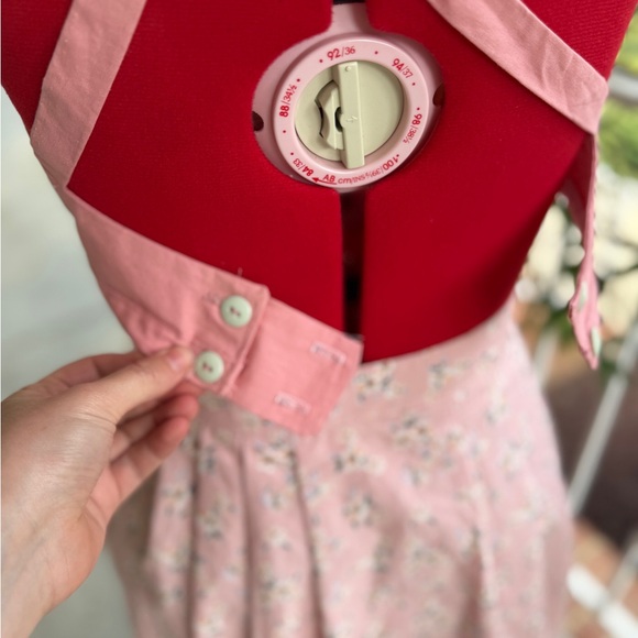 Handmade 1950s style playsuit pink and coral floral - Picture 8 of 12